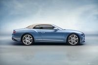 2025款欧陆混动 GT 敞篷雅度版 官图