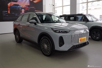 2025款风云T9 120 长续航版旗舰型 7座 磷酸铁锂