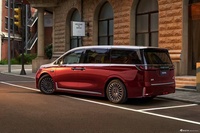 2026款岚图梦想家 PHEV 1.5T 350km 四驱标准版