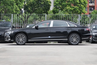 2026款奥迪A8L 55 TFSI quattro旗舰型
