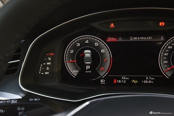 2025款奥迪A6L 改款 45 TFSI 臻选动感型