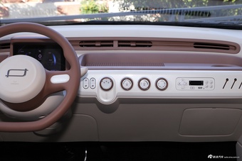 2026款奔腾小马222km 萌趣马 Plus