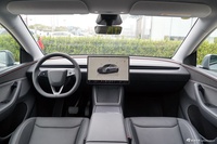 2025款Model Y 后轮驱动版