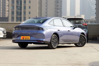 2026款日产N6 180 Pro