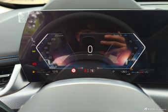 2024款宝马X1 xDrive25Li M运动套装