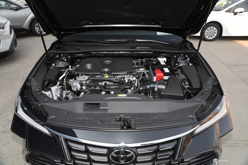 2022款亚洲龙2.0L XLE尊享版