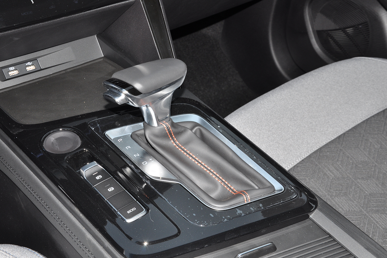 2019款宝骏RC-6 1.5T 自动24小时在线精英型