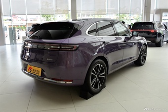 2025款问界M5 增程 Ultra 后驱版