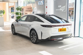 2026款铂智7 高配