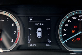 2025款长安CS75 PRO 1.5T 舒适型 5座