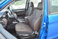 2021款帅铃T8 2.0T手动PRO柴油两驱锐尚版大双