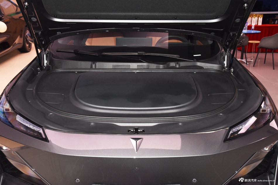 2025款深蓝S07 215Max 深蓝智驾AD PRO增程版