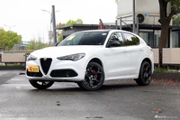 2024款Stelvio斯坦维 2.0T 280HP致敬传奇版