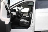 2021款揽胜极光P300e 插电式混合动力 豪华版