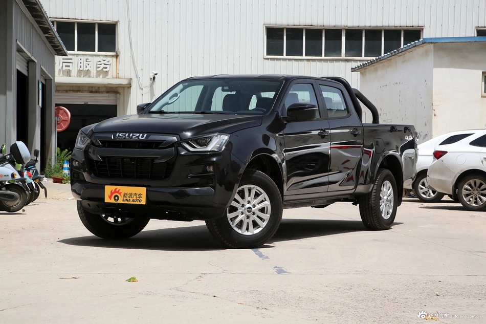 2023款铃拓 2.5T手动四驱柴油领航版长轴