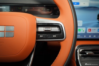 2025款吉利银河M9 210km 四驱领航版