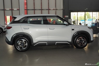 2025款比亚迪元UP 401KM智驾领先版