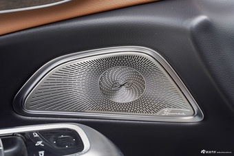 2025款奔驰E级改款 E 300 L 豪华型