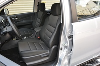 2020款五十铃D-MAX 1.9T自动四驱舒享型