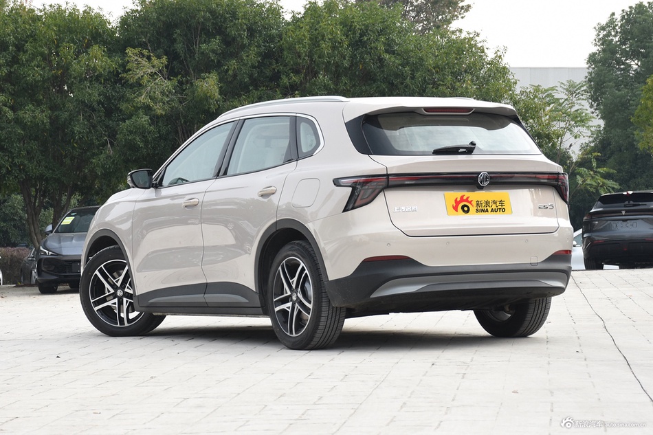 一分钟知晓价格不了解下？名爵MG ES5全国最低9.42万