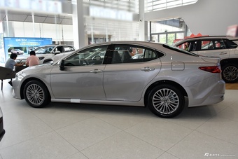 2026款凯美瑞 2.0GVP 豪华版