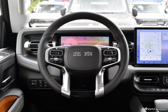 2025款北京BJ40e 魔核电驱进阶版