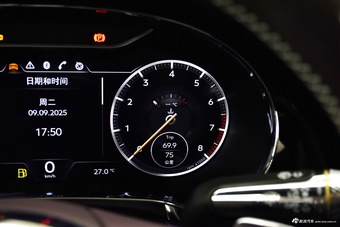 2024款欧陆 4.0T GT V8 雅度版
