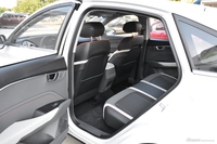  2019款宝骏RC-6 1.5T手动24小时在线豪华型