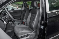 2024款途观L 出众款 330TSI 自动两驱龙腾版