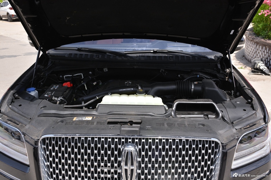 2020款林肯领航员3.5T自动尊耀版