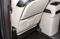 2024款腾势D9 DM-i 1050尊享型