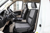 2023款睿行EM80 EV 平顶背掀门7座