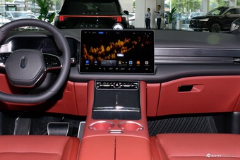 2025款问界M5 增程 Ultra 后驱版