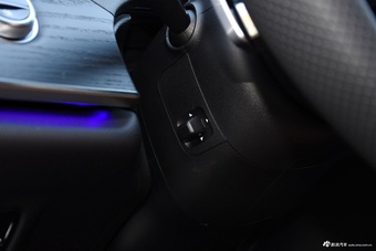 2025款奔驰E级 E 300 L 时尚运动型