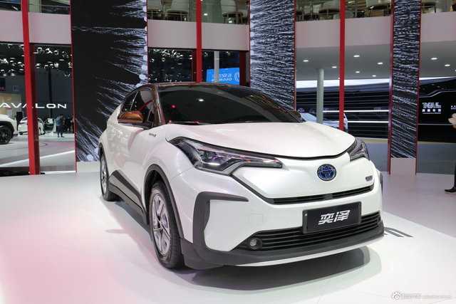 奕泽IZOA EV