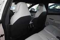 2025款极狐 阿尔法S5 560MAX 185kW