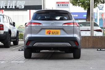 2024款卡罗拉锐放 2.0L 精英版