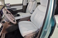 2023款上汽大通MAXUS 大家MIFA7 高山六座版