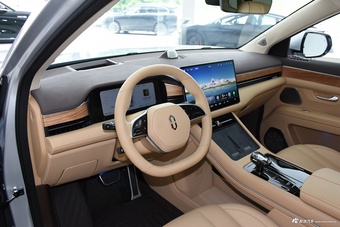 2024款问界M7 1.5T 两驱Plus版 5座