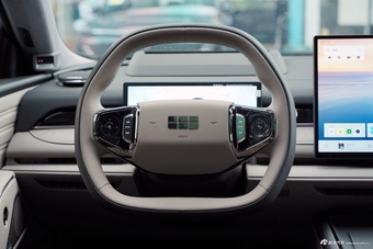 2025款银河星耀8 130km EM-i 旗舰版