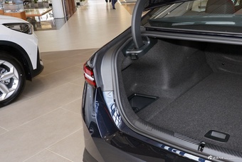 2026款宝马i5 eDrive 40L M运动套装