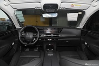 2023款DS 4 1.6T 里沃利CROSS版