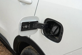 2023款哈弗H6 国潮版 1.5T 自动冠军版