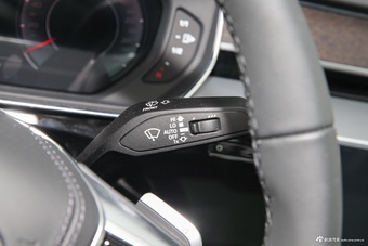 2026款奥迪A8L 55 TFSI quattro旗舰型