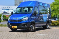 2021款依维柯欧胜3.0T自动超瑞长轴短悬高顶侧拉门