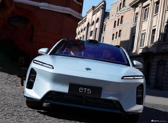 2025款蔚来ET5 100kWh 官图