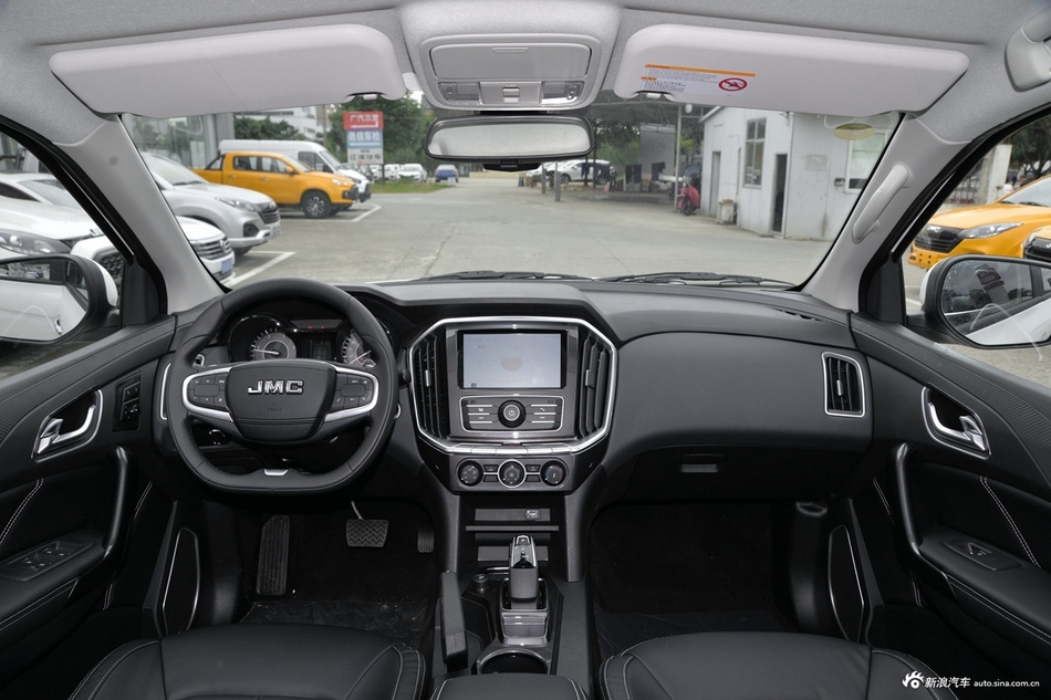 2020款江铃域虎7 2.0T柴油自动四驱舒享版长轴