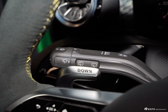 2024款AMG A 45 S 4MATIC+ 魔焰绿特别版