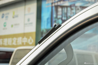 2020款金杯快运2.0L手动实用型6座