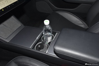 2025款Model 3 后轮驱动版